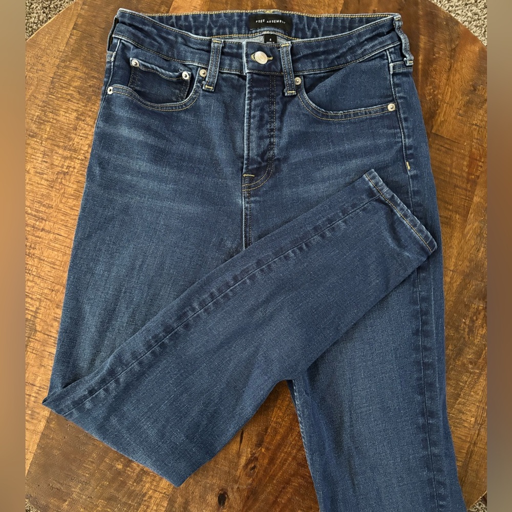 Size 6 skinny jeans from Free Assembly